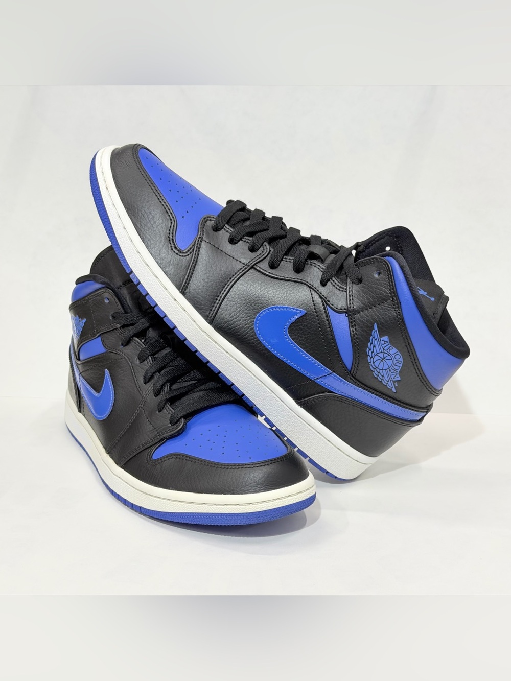 Air Jordan 1 Mid "Black Hyper Royal"  554724-068 Men’s Size 11